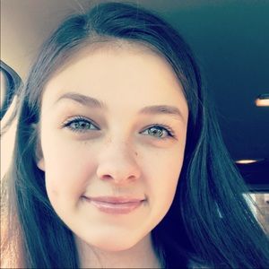 Meet your Posher, Makenna